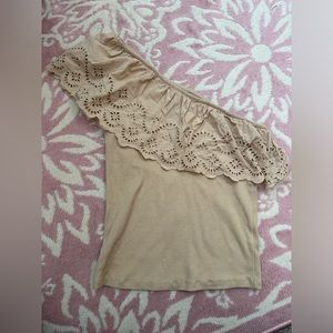 Old Navy One Shoulder Beige/Tan Eyelet Ruffle Tank Size Medium.